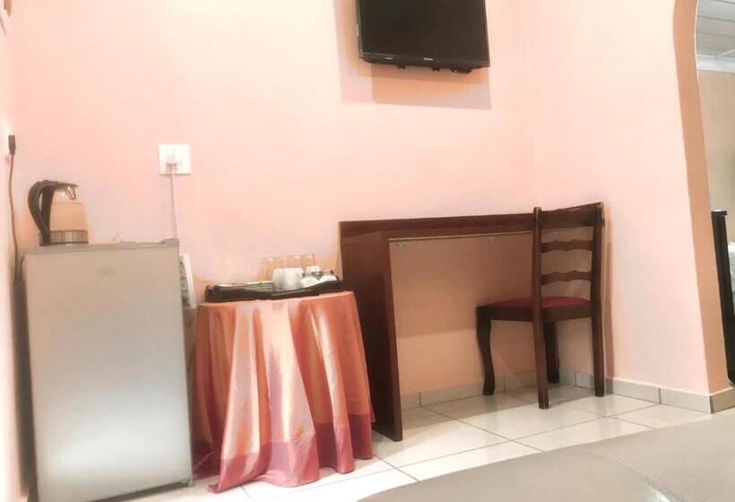 Aile Odası, Ankuweni Guest House