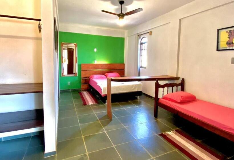 Люкс Superior, O Caramuru Hostel   Cumuruxatiba