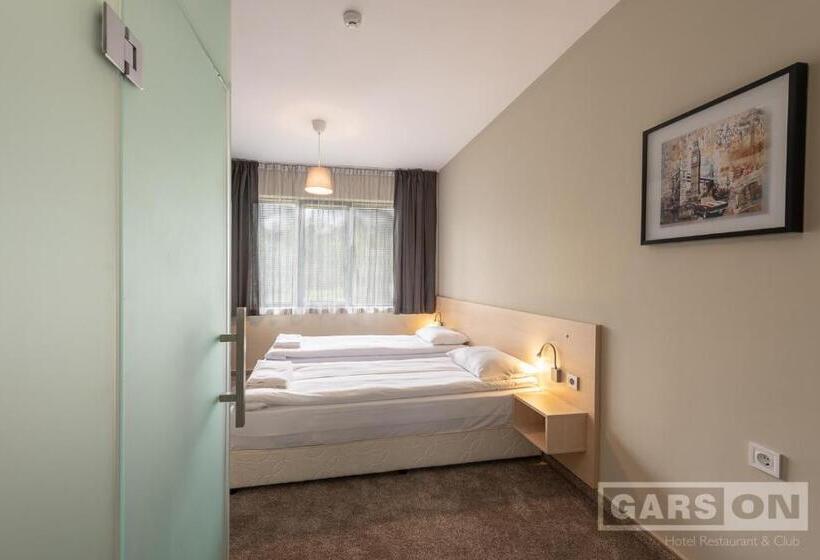 スタンダードルーム, Garson