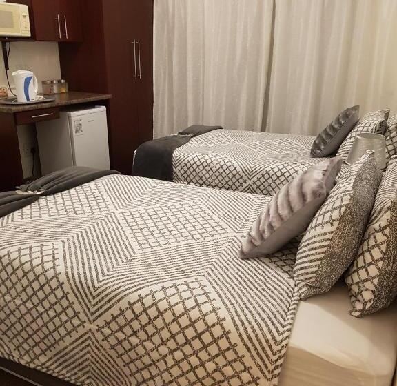 חדר דלוקס, Karoo View Guesthouse Cradock