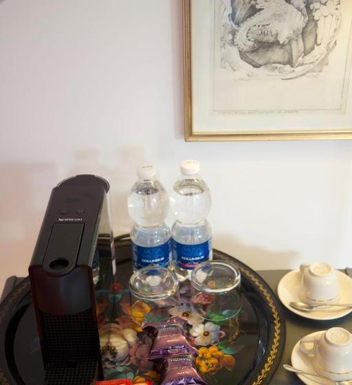 اتاق استاندارد با وان آب گرم, Masnadieri 18