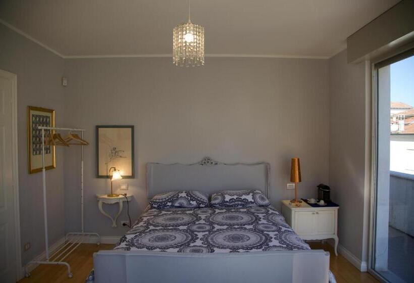 اتاق خانوادگی, Masnadieri 18