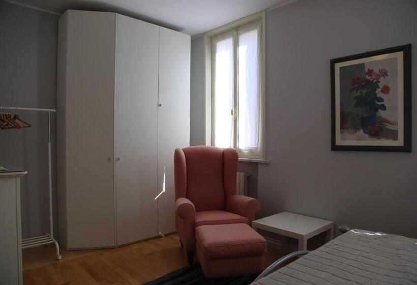 اتاق خانوادگی, Masnadieri 18