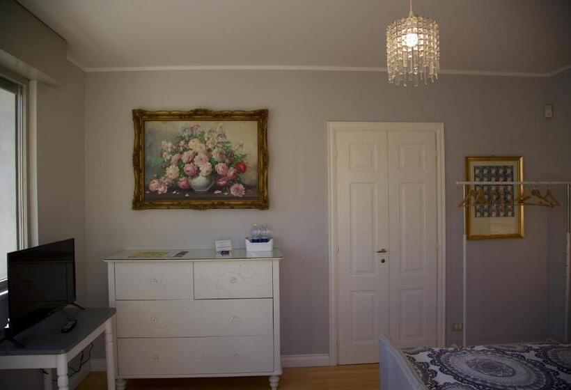 اتاق خانوادگی, Masnadieri 18