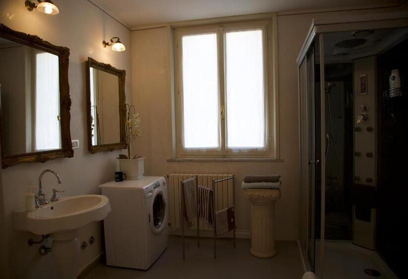 اتاق استاندارد, Masnadieri 18