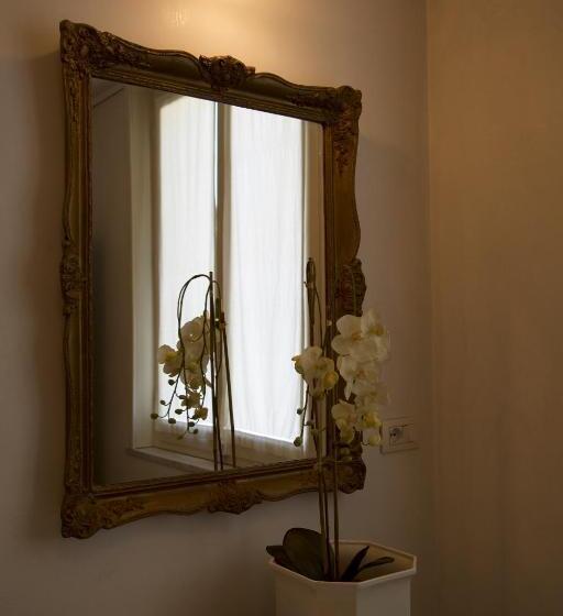 اتاق استاندارد, Masnadieri 18