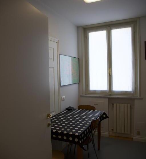 اتاق خانوادگی, Masnadieri 18