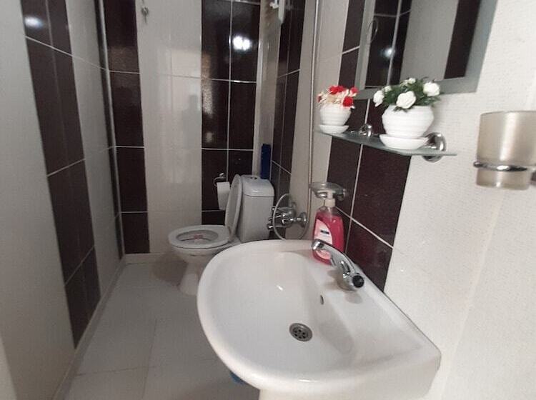 اتاق لوکس, Saydam Otel