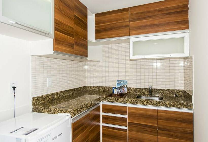 جناح سوبيريور, Aquaria Natal