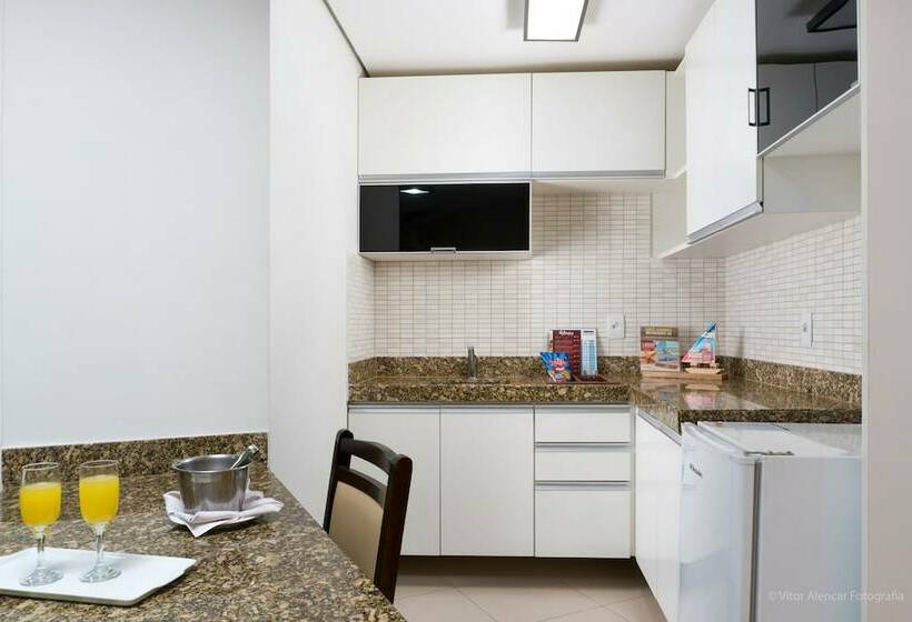 جناح سوبيريور, Aquaria Natal