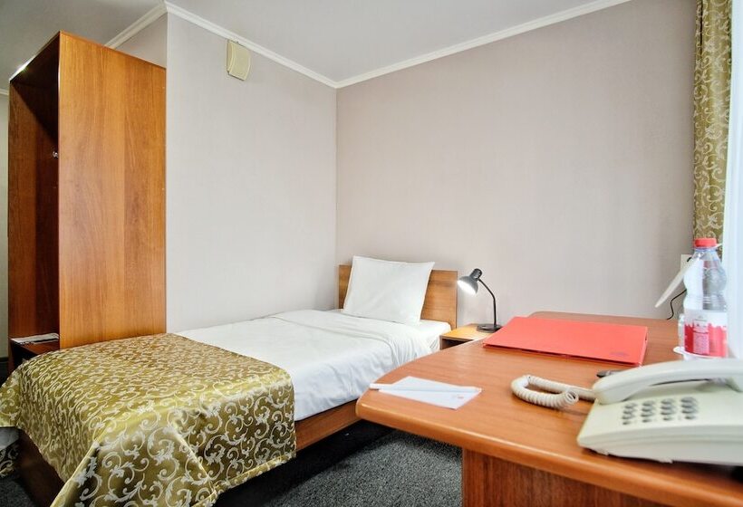 اتاق استاندارد یک نفره, Azimut Hotel Astrakhan