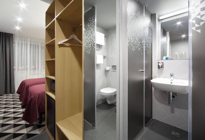 اتاق استاندارد, Azimut Hotel Astrakhan