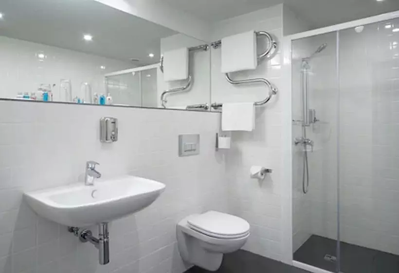 スーペリアールーム, Azimut Hotel Astrakhan