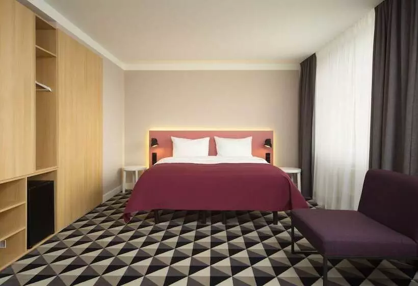 スーペリアールーム, Azimut Hotel Astrakhan