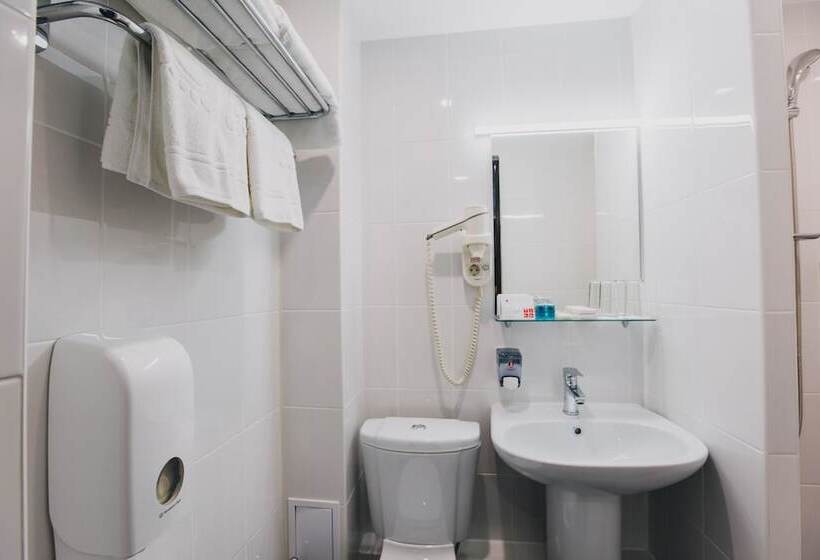 سوییت, Azimut Hotel Astrakhan