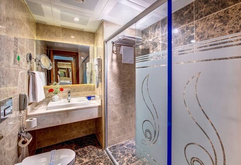 豪华套房, Bera Konya