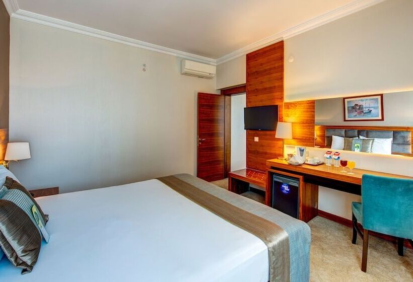 豪华套房, Bera Konya