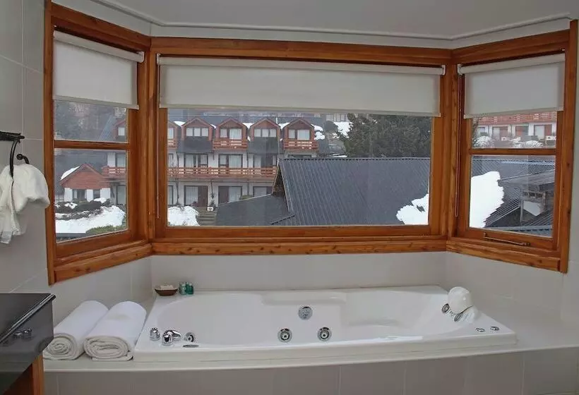 استودیو ساده, Catedral Patagonia Ski & Wellness
