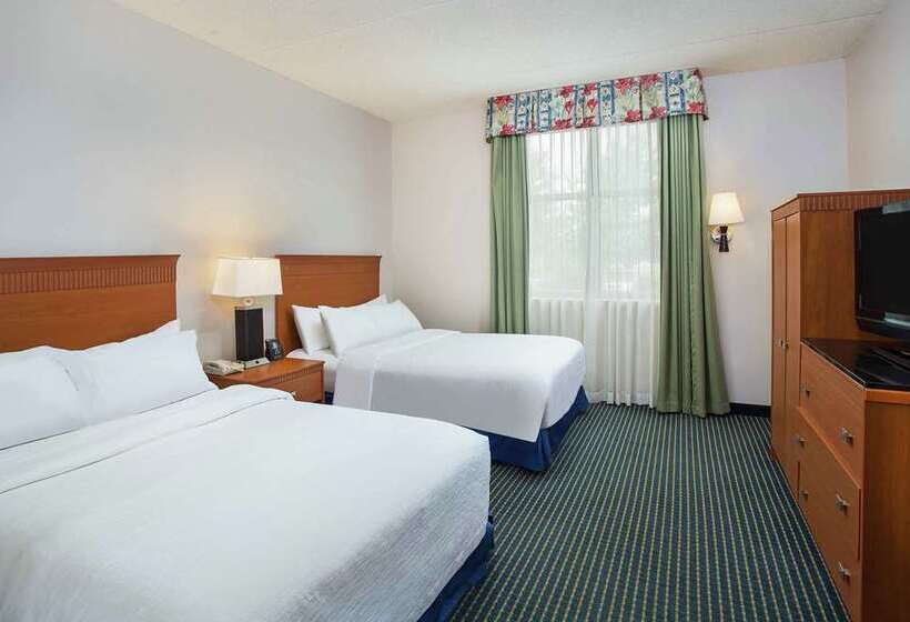 Люкс, Embassy Suites By Hilton At Hot Springs Convention Center
