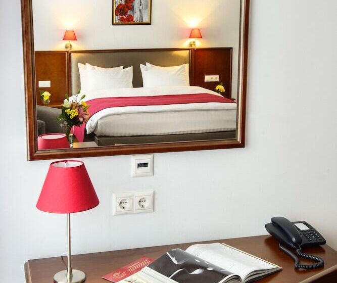 سوییت, Greguar Hotel By Uhm