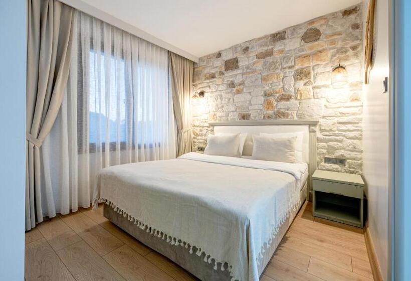 标准间, Hanedan Otel