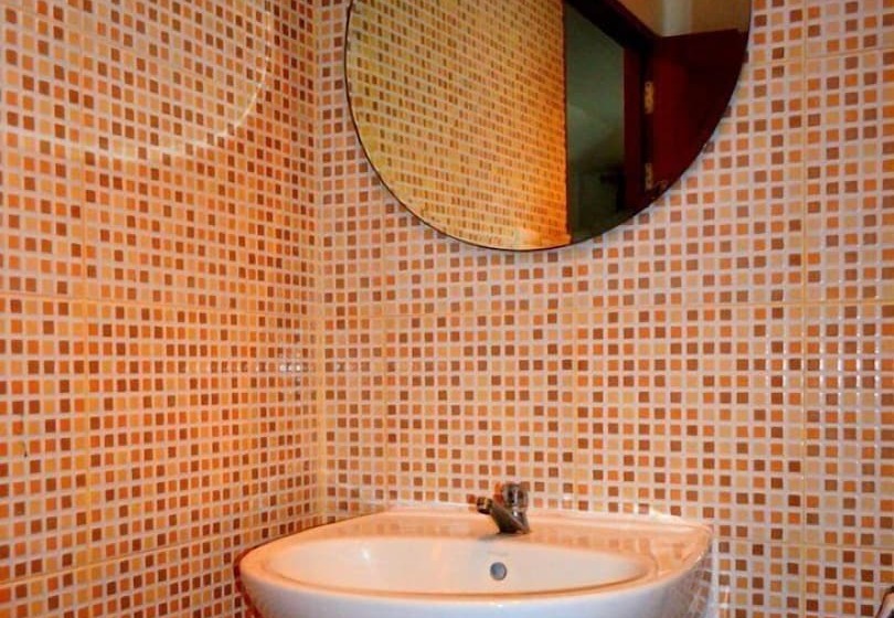 디럭스 룸, The Happy Elephant Resort