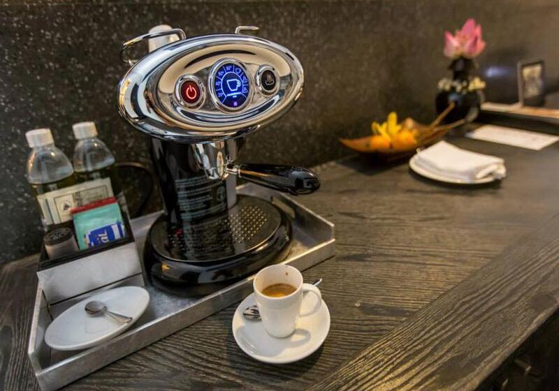 디럭스 룸, The Happy Elephant Resort