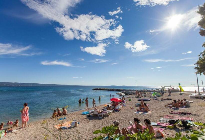 Номер Стандарт Вид на Море с Террасой, Villa Pitomcia