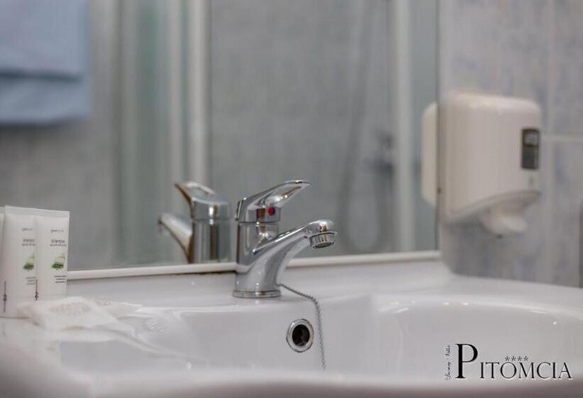 海景标准间露台, Villa Pitomcia