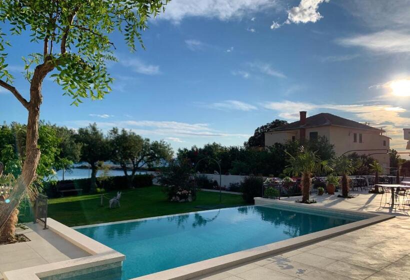 Номер Стандарт Вид на Море с Балконом, Villa Pitomcia