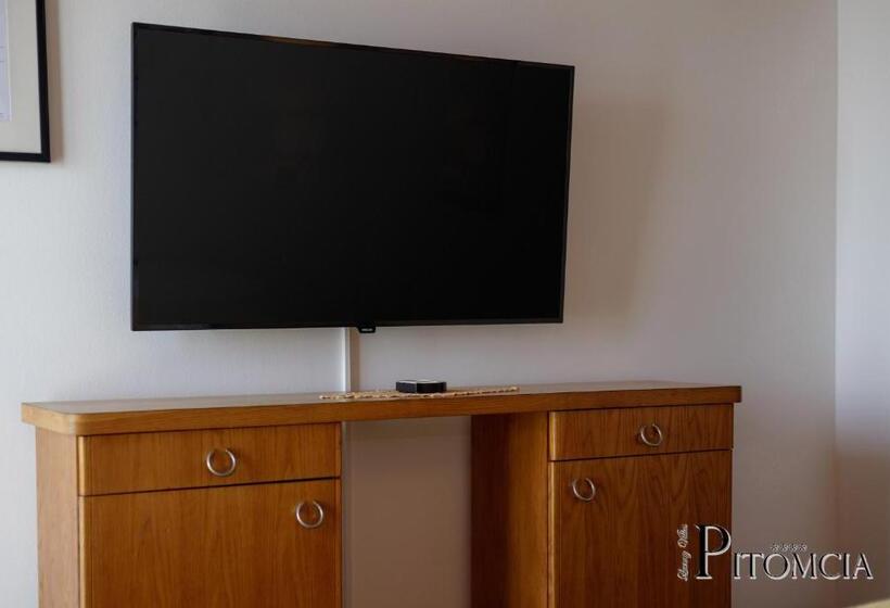 オーシャンビュースタンダードルームバルコニー付き, Villa Pitomcia