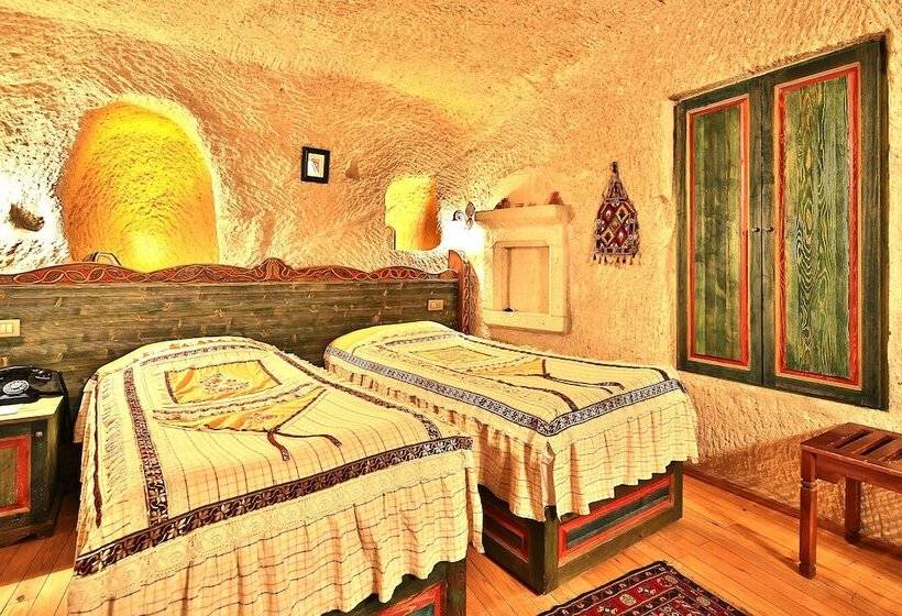 غرفة ديلوكس ثلاثية, Cappadocia Cave Suites