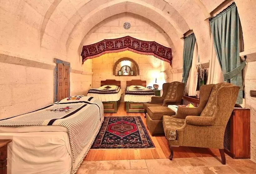 デラックストリプルルーム, Cappadocia Cave Suites