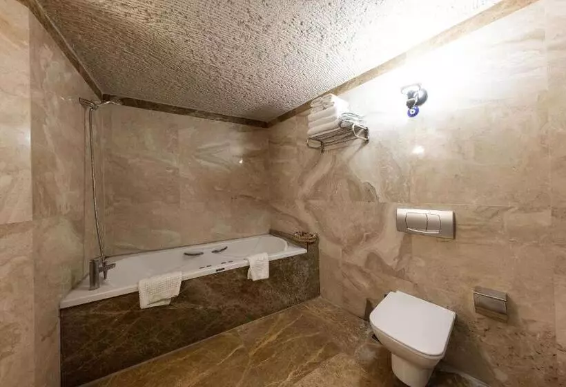 スイート（家族用）, Cappadocia Cave Suites