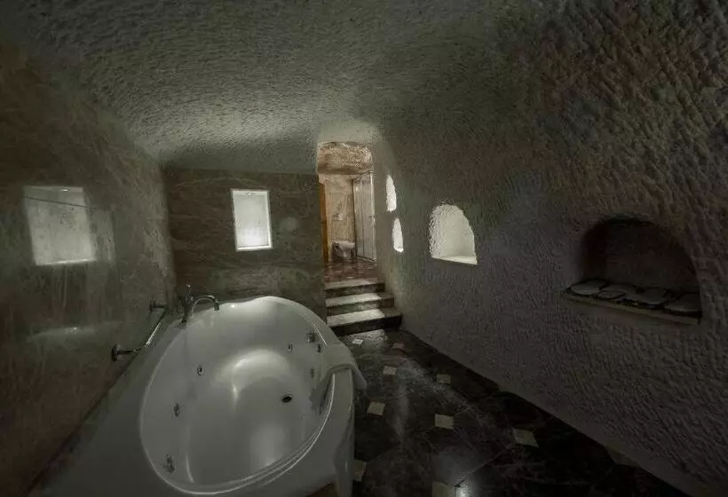 スイート（家族用）, Cappadocia Cave Suites