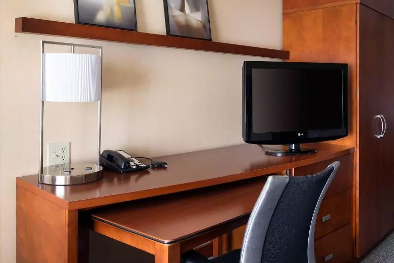 اتاق استاندارد با تخت بزرگ, Courtyard By Marriott Sacramento Cal Expo