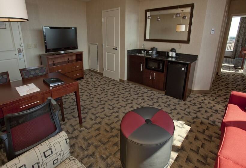 جناح إدارى, Embassy Suites Buffalo