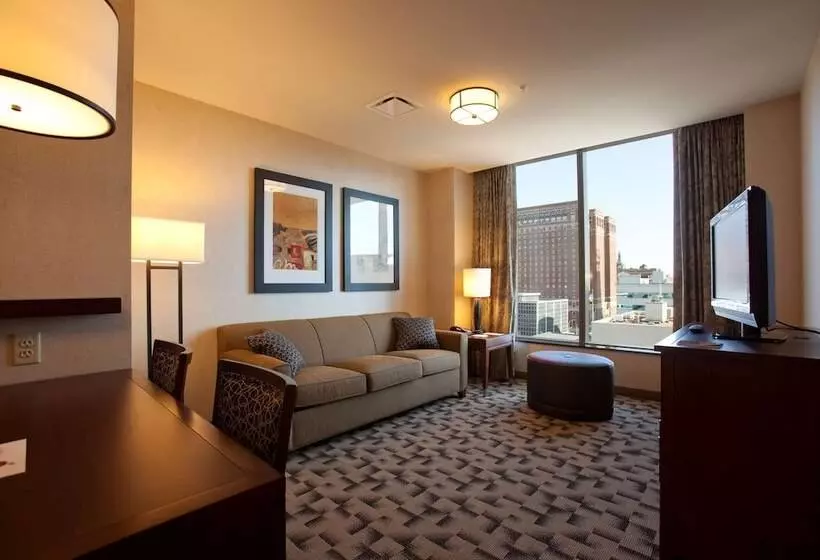 سوییت, Embassy Suites Buffalo