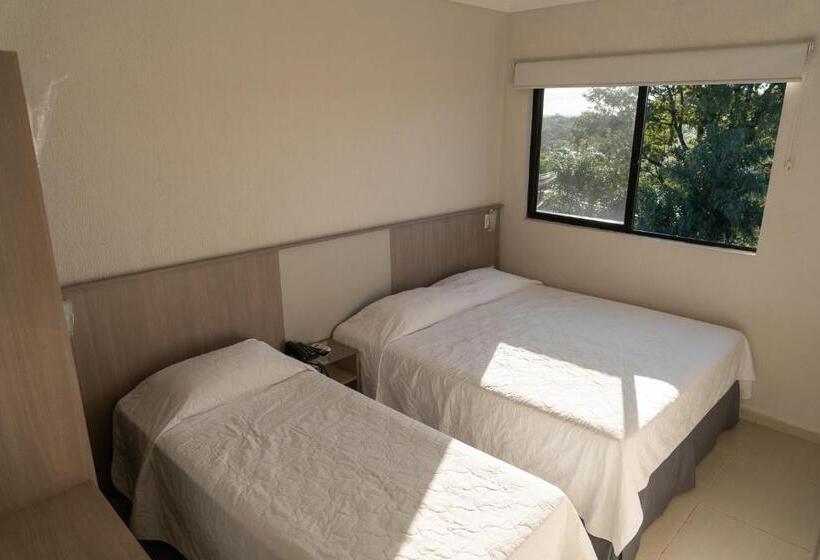 スタンダードトリプルルーム, Iguassu Express