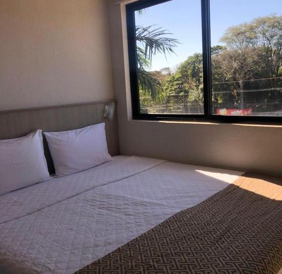 スーペリアトリプルルーム, Iguassu Express