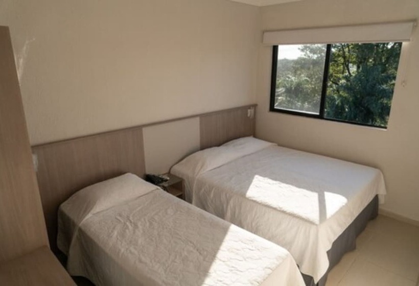 スタンダードトリプルルーム, Iguassu Express