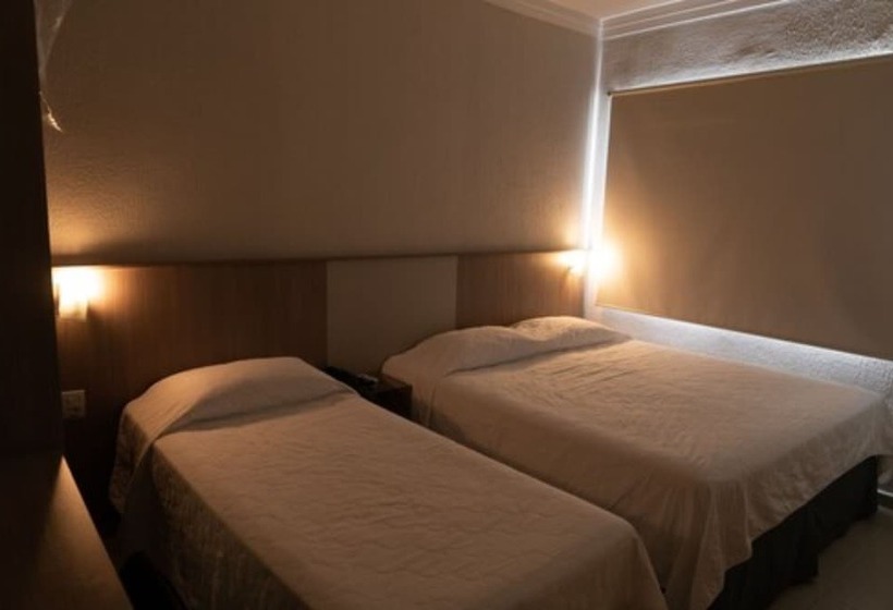 スタンダードトリプルルーム, Iguassu Express