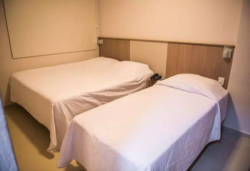 اتاق استاندارد چهار تخته, Iguassu Express