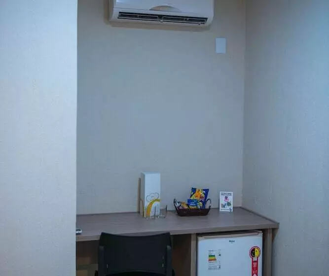 اتاق سوپریور چهار تخته, Iguassu Express