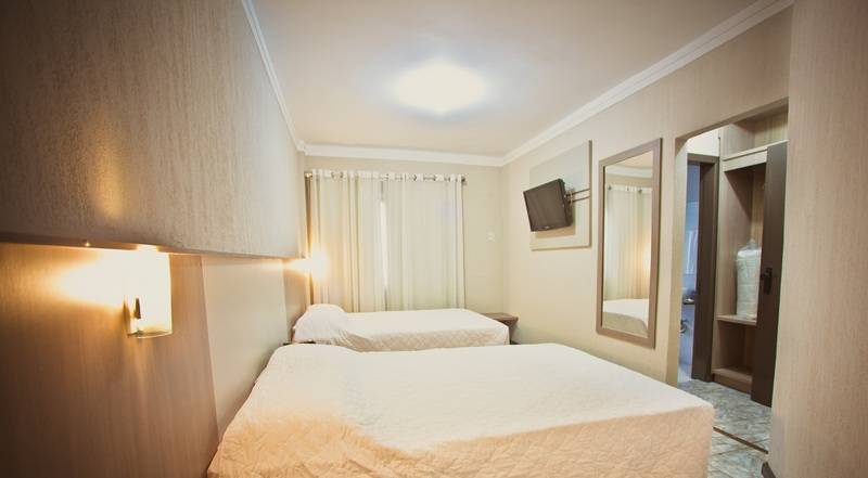 スタンダードルーム, Iguassu Express