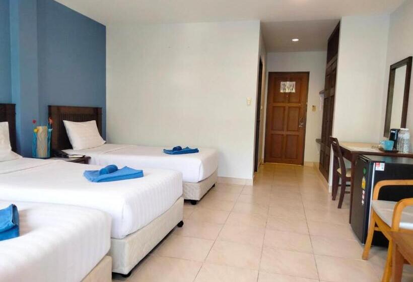 חדר בסיסי לשלושה, Karon Living Room   Sha Plus