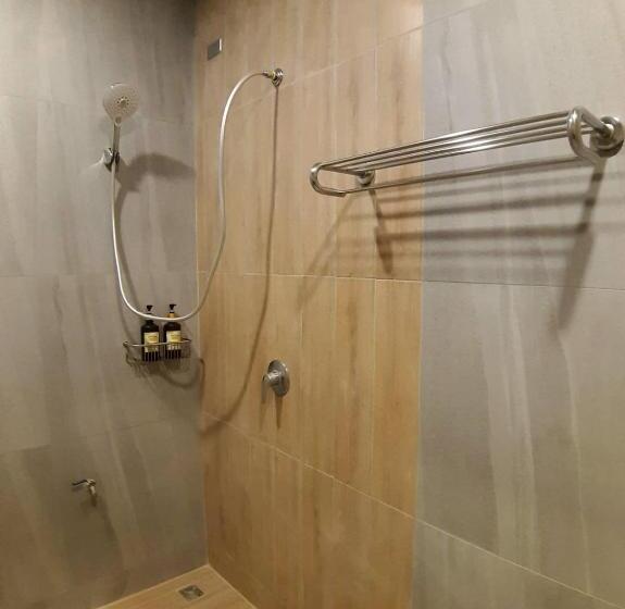 חדר דלוקס נוף לגינה, Karon Living Room   Sha Plus