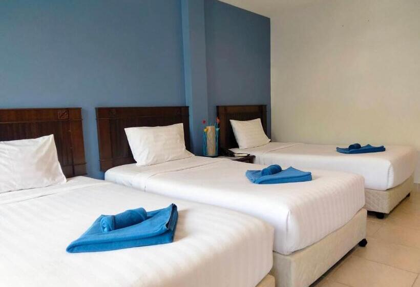 חדר בסיסי לשלושה, Karon Living Room   Sha Plus