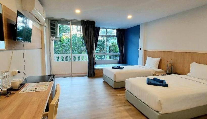 חדר דלוקס נוף לגינה, Karon Living Room   Sha Plus