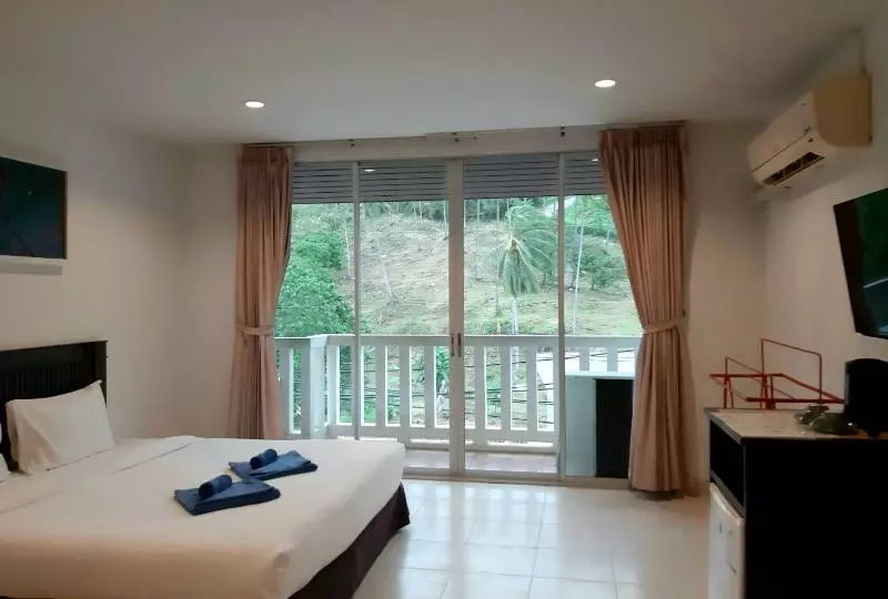 スーペリアールーム, Karon Living Room   Sha Plus